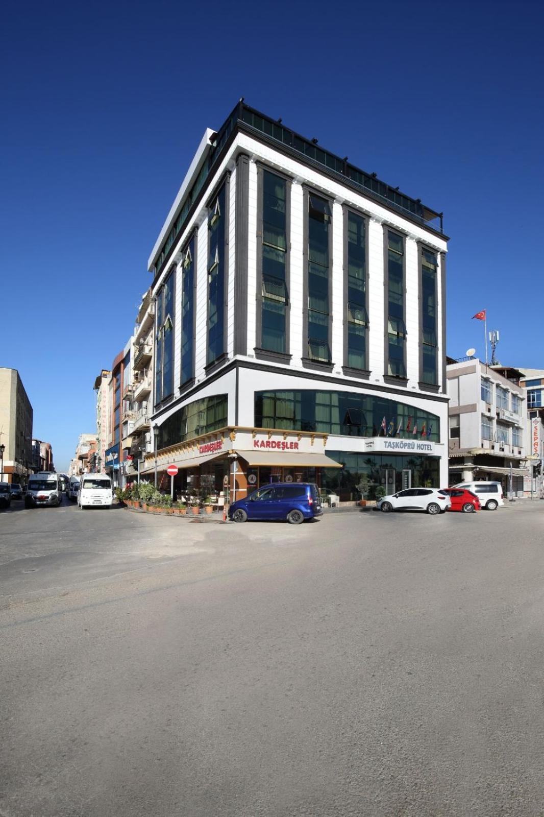 Adana Taskoeprue Hotel 외부 사진